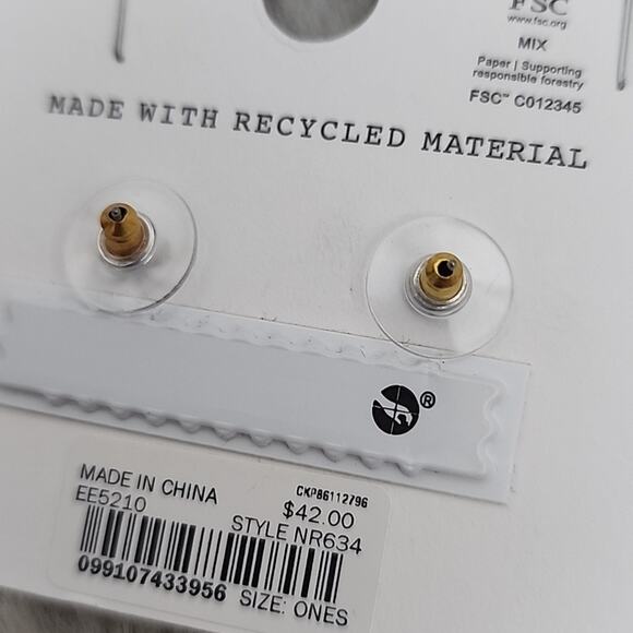 NEW Madewell Gold Button Stud Earrings Pale Gold - Picture 8 of 8